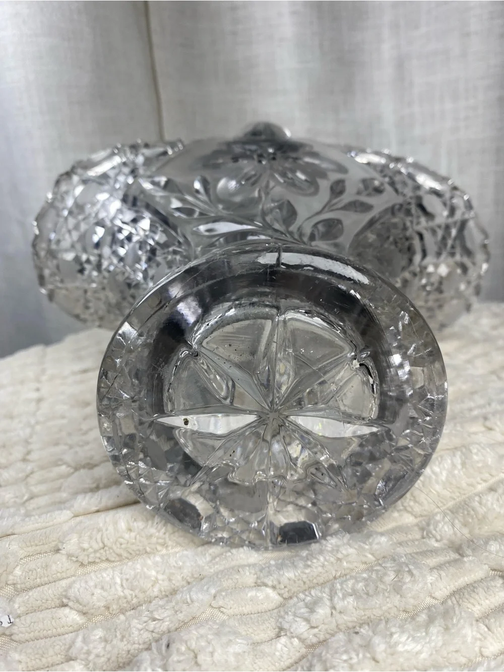Vintage Crystal Glass Bride’s Basket Vase Flower Etched Starburst Base 11.5”